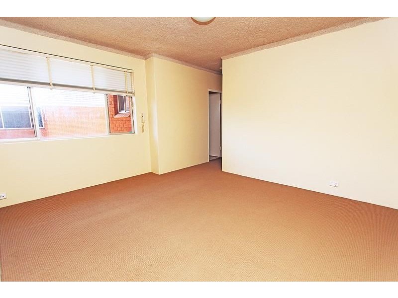 11/56 Cronulla Street, Carlton NSW 2218