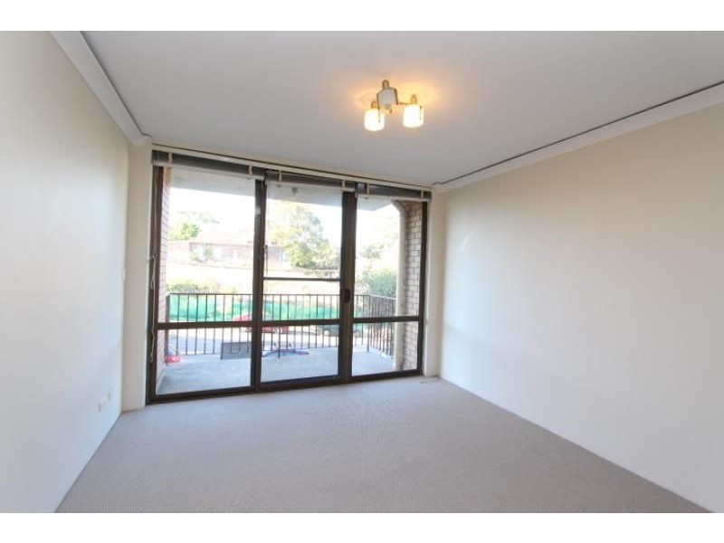 9 Buchanan Street, Carlton NSW 2218