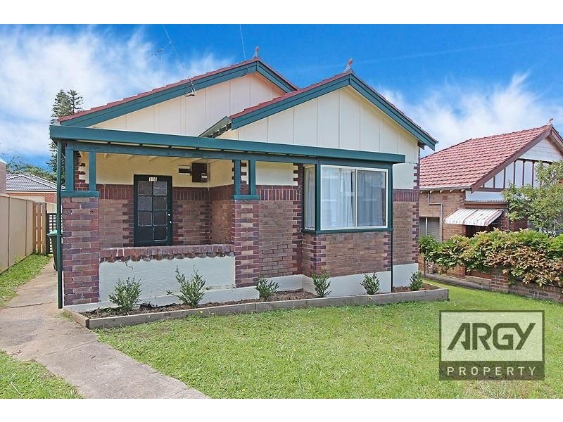 118 Woniora Road, South Hurstville NSW 2221