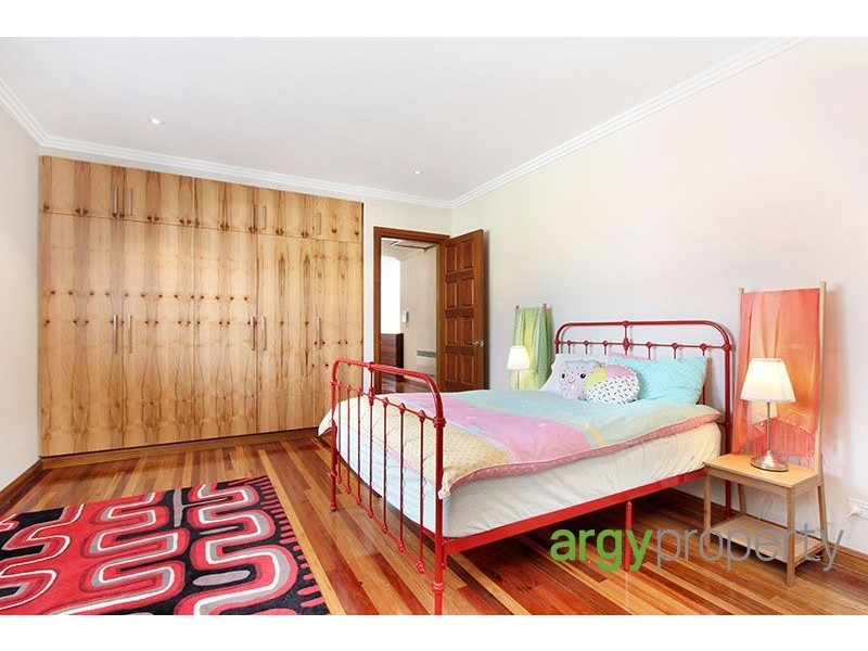 10 Folkestone Parade, Botany NSW 2019