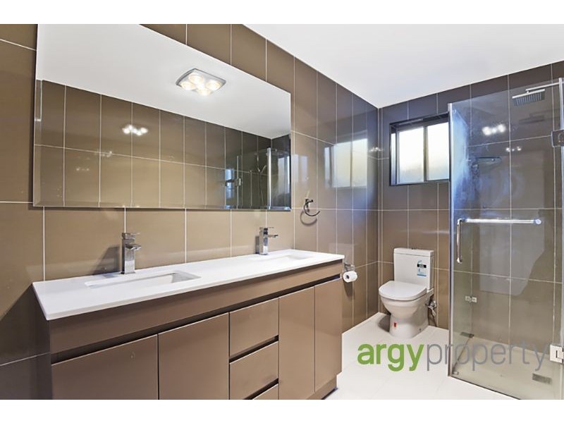 8 Prospect Street, Carlton NSW 2218