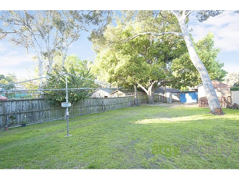 8 Prospect Street, Carlton NSW 2218