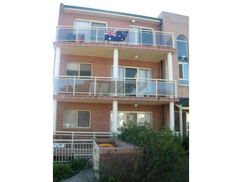 10 Short Road, Riverwood NSW 2210