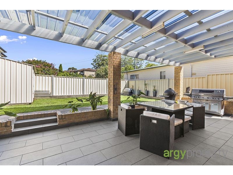 35 Hill Street, Carlton NSW 2218