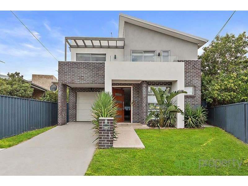 6 Isa Place, Cartwright NSW 2168