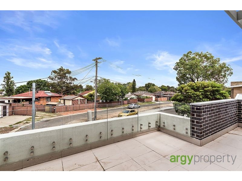 6 Isa Place, Cartwright NSW 2168