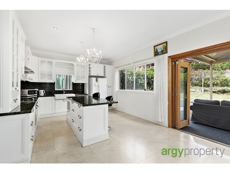 28 Wolli Creek Road, Banksia NSW 2216