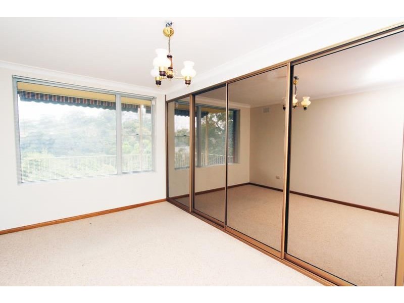 2 Dinjerra Crescent, Oatley NSW 2223