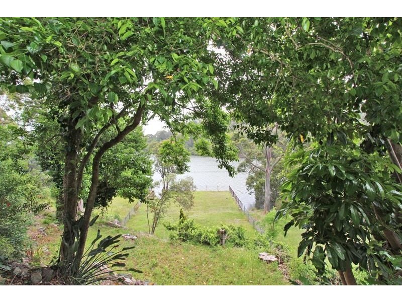 2 Dinjerra Crescent, Oatley NSW 2223