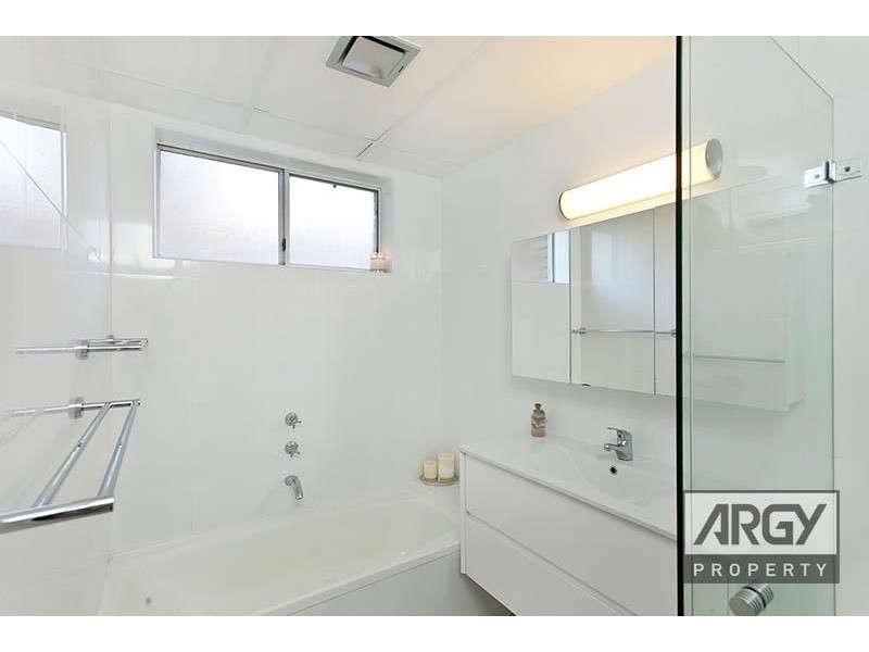 10-14 Hampton Court Road, Carlton NSW 2218