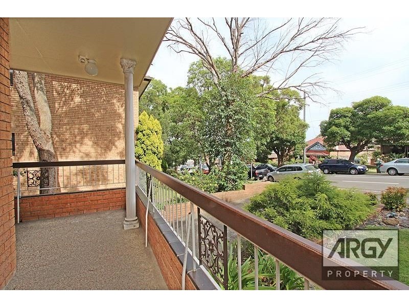 6 Hillcrest Avenue, Hurstville NSW 2220