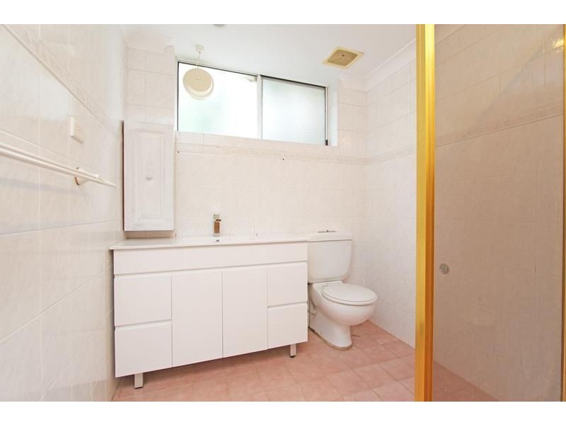 4 Dinjerra Crescent, Oatley NSW 2223