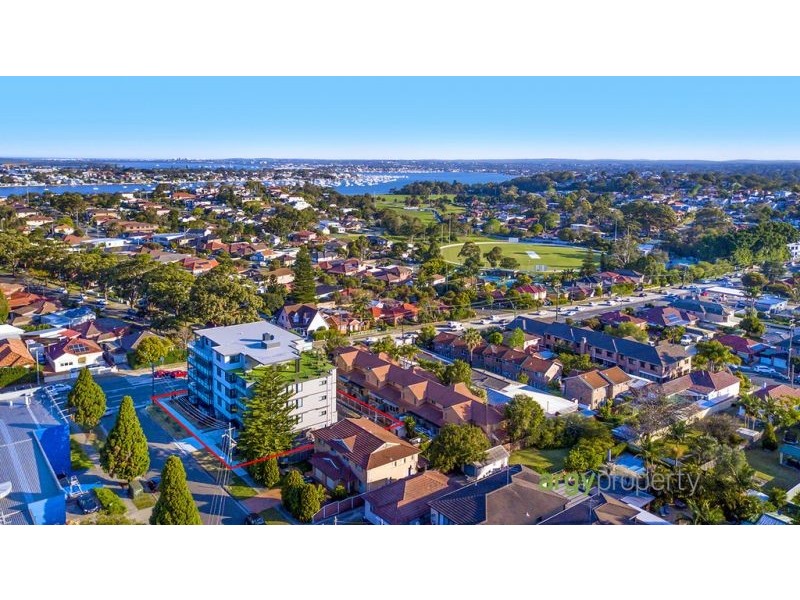 1.02/23 Plant Street, Carlton NSW 2218