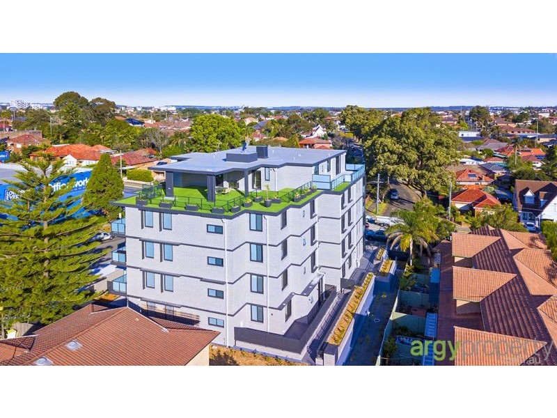 1.02/23 Plant Street, Carlton NSW 2218