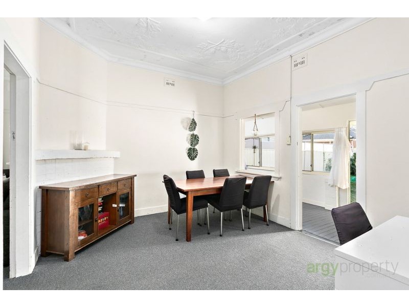 118 Woniora Road, South Hurstville NSW 2221