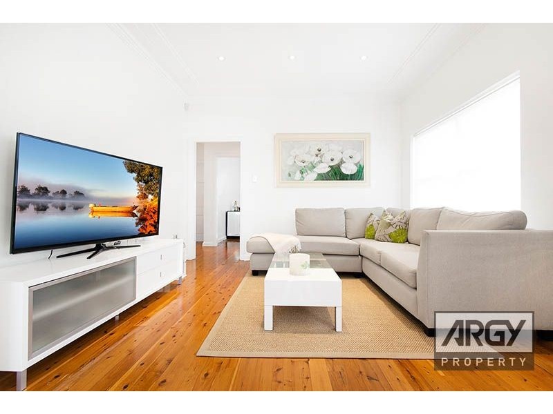 35 East Street, Blakehurst NSW 2221