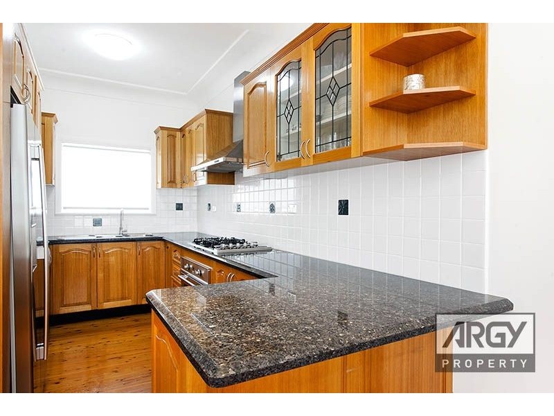 35 East Street, Blakehurst NSW 2221