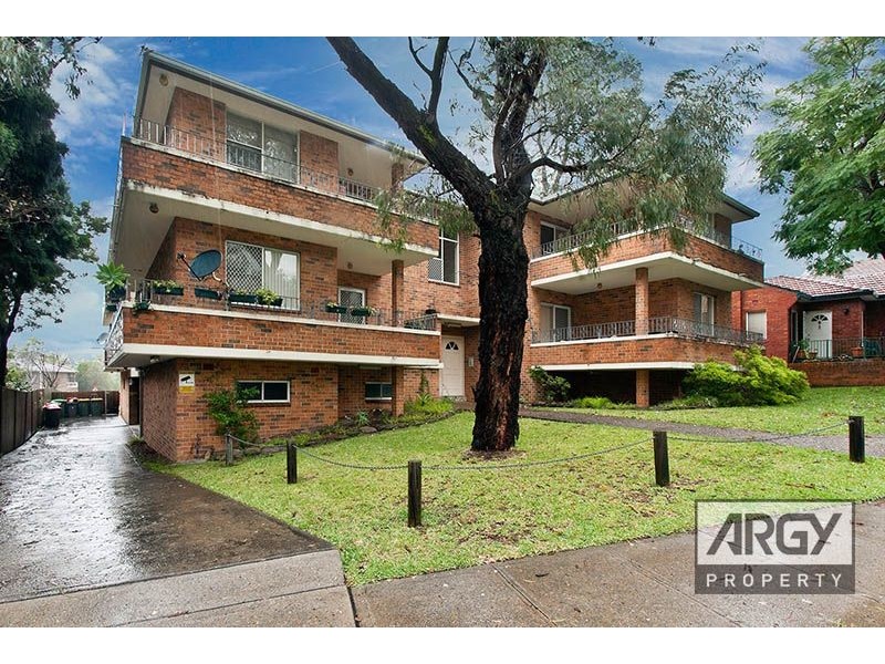 6/394 Railway Parade, Carlton NSW 2218