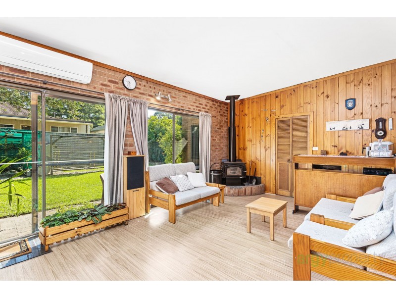 25 Prince Edward St, Carlton NSW 2218