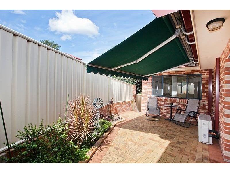 2/26 Wattle Street, Peakhurst NSW 2210