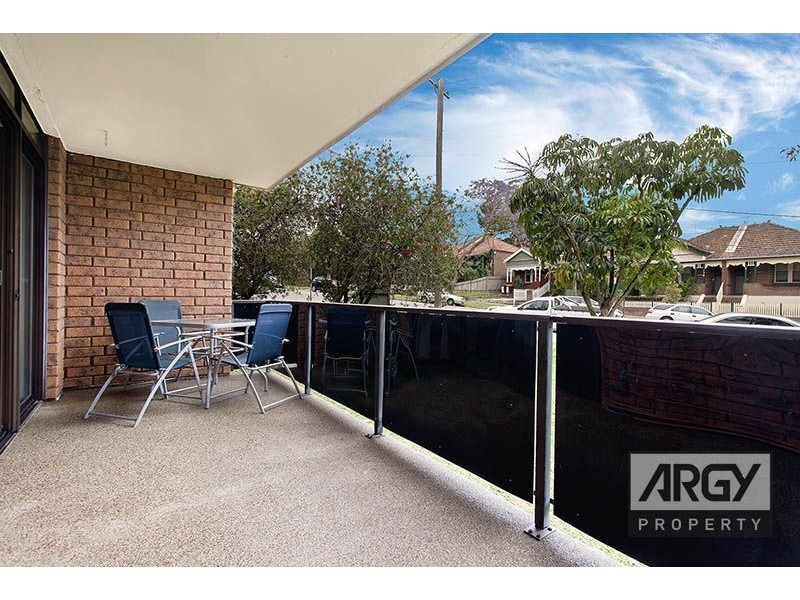 4/27 Willison Road, Carlton NSW 2218