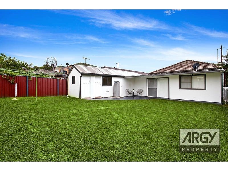 16 Clarence Road, Rockdale NSW 2216