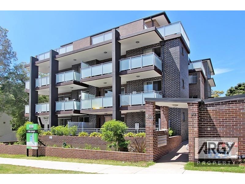 5/68-70 Hampton Court Road, Carlton NSW 2218