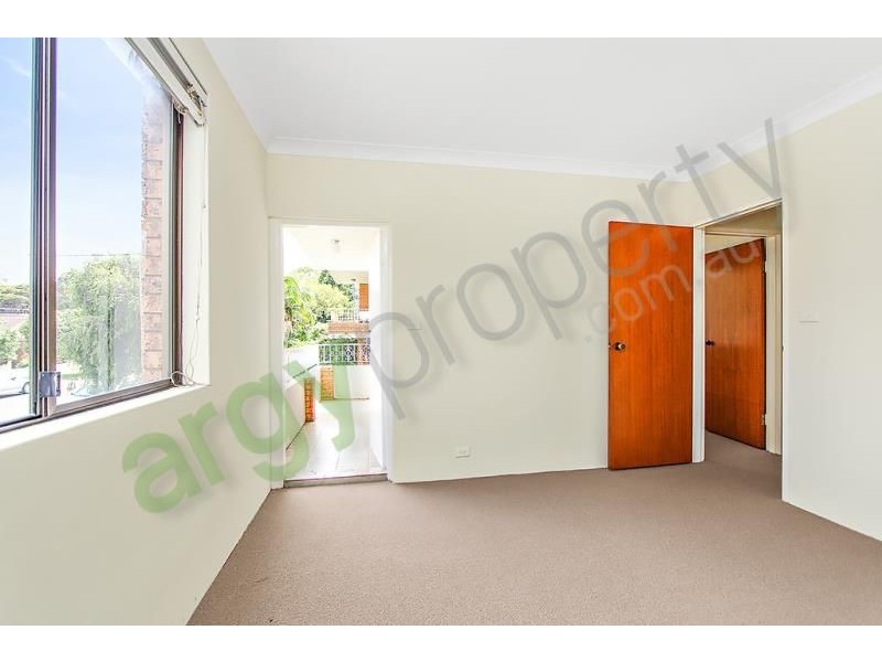 2/19-21 Dalcassia Street, Hurstville NSW 2220