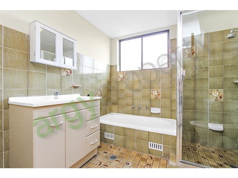 2/19-21 Dalcassia Street, Hurstville NSW 2220