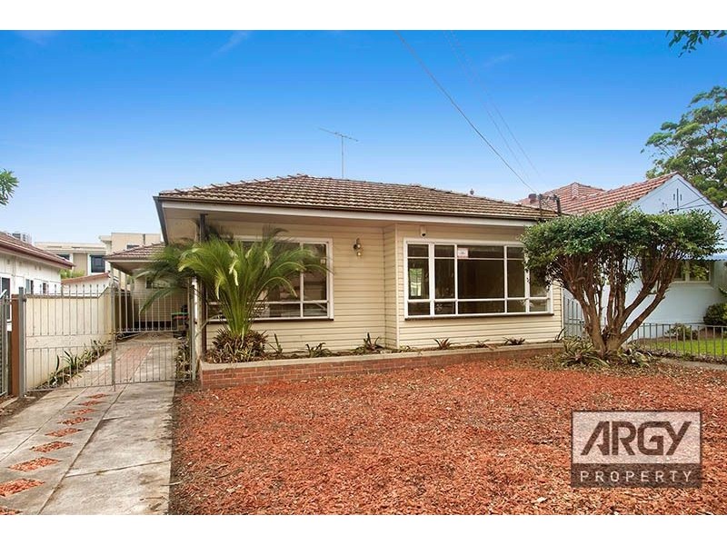 19 Bristol Road, Hurstville NSW 2220