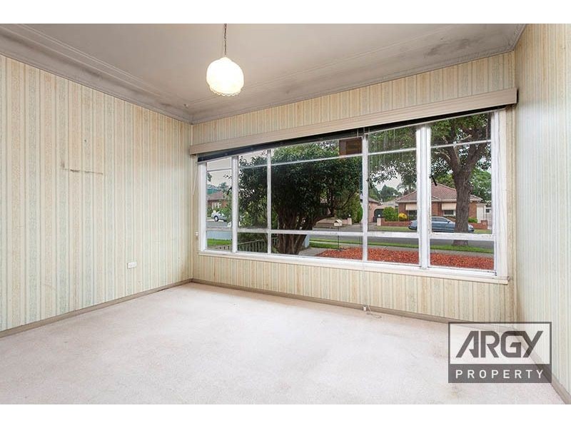 19 Bristol Road, Hurstville NSW 2220