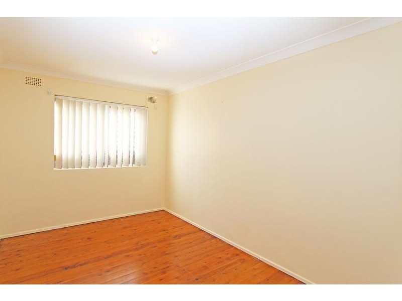 87 Hampden Rd, Lakemba NSW 2195