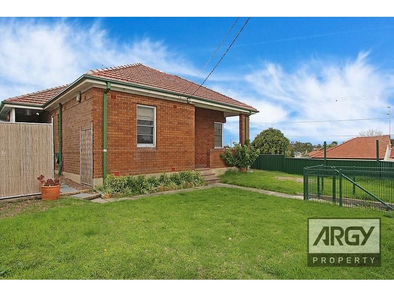 76 High Street, Carlton NSW 2218