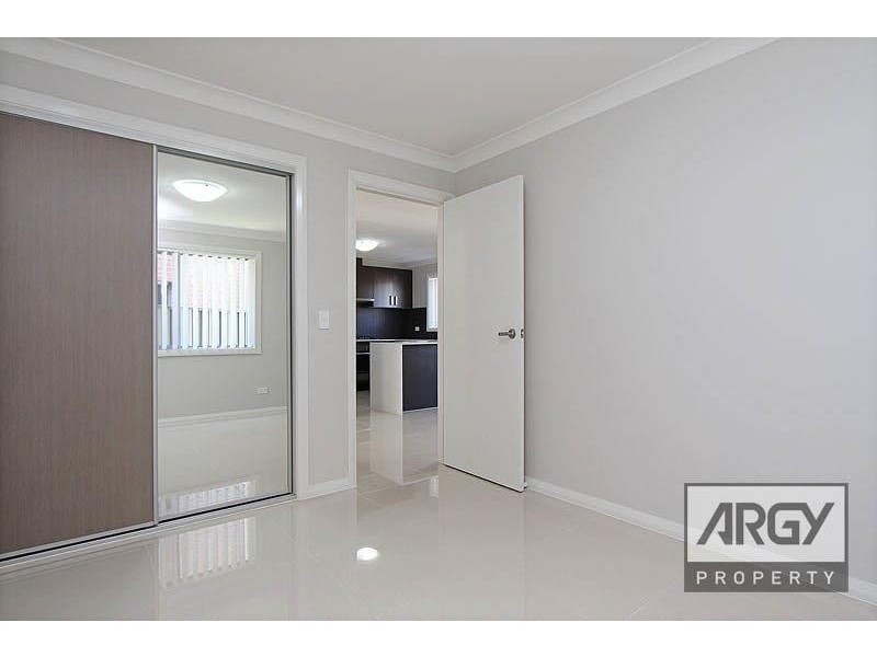 6/5 Rafter Parade, Ropes Crossing NSW 2760