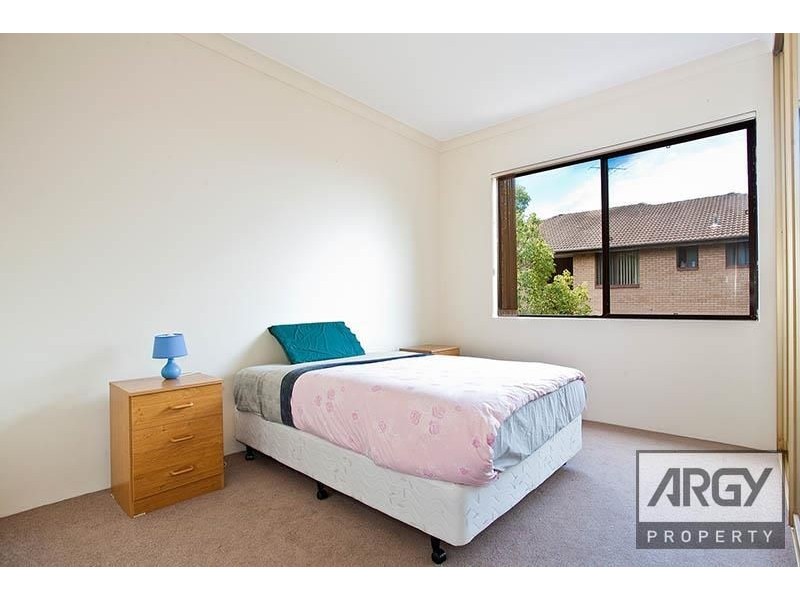 9/16-20 Hampton Court Road, Carlton NSW 2218