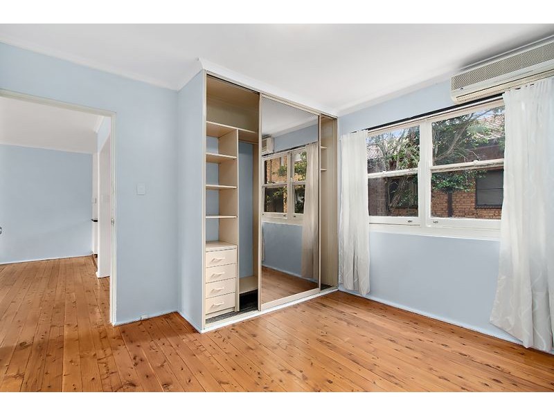 2/12 Railway Parade, Kogarah NSW 2217