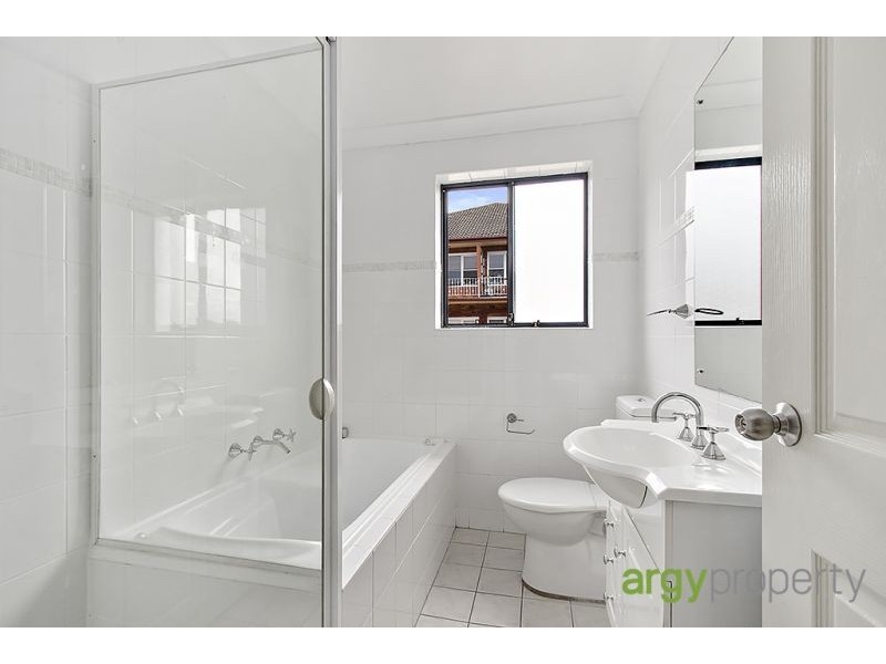 3/15 Wycombe Avenue, Monterey NSW 2217