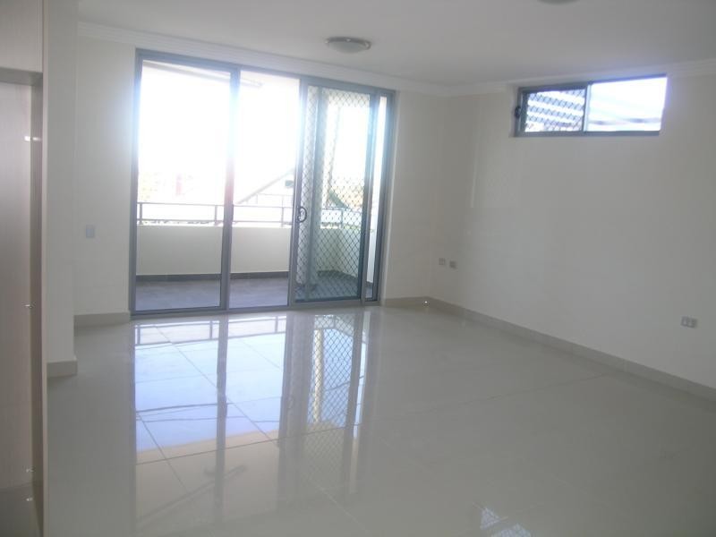 11/45 Forest Road, Hurstville NSW 2220