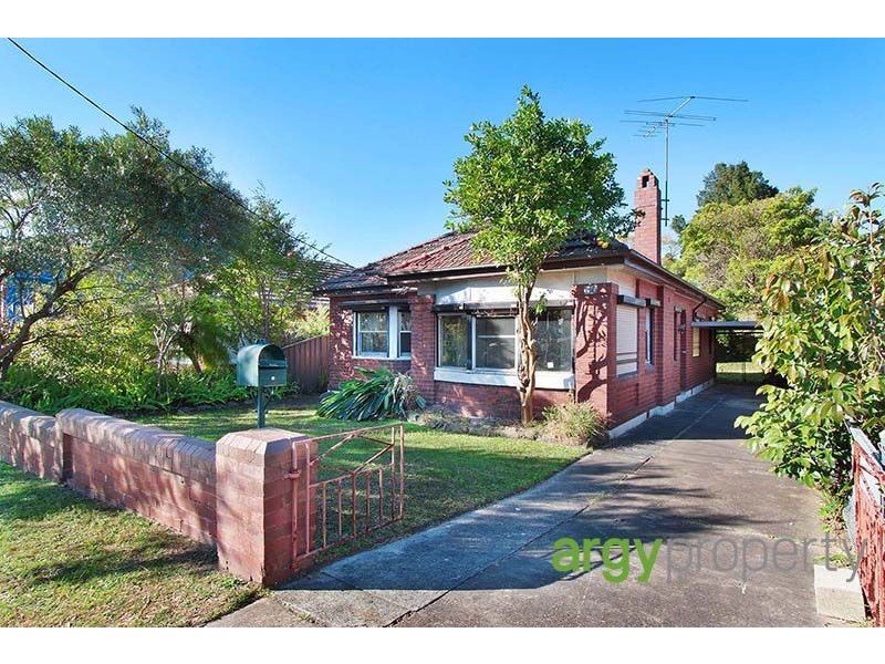 136 Wolli Street, Kingsgrove NSW 2208