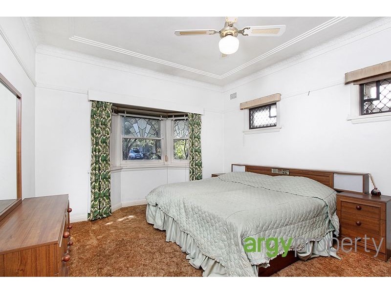 136 Wolli Street, Kingsgrove NSW 2208