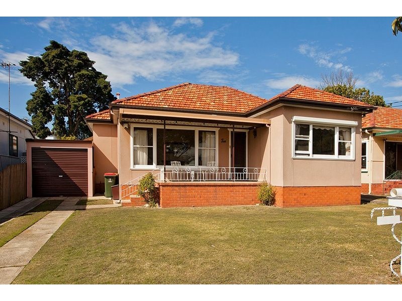 10 Colson Crescent, Monterey NSW 2217