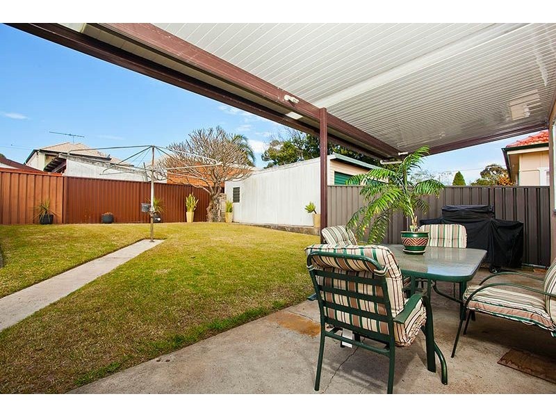 10 Colson Crescent, Monterey NSW 2217