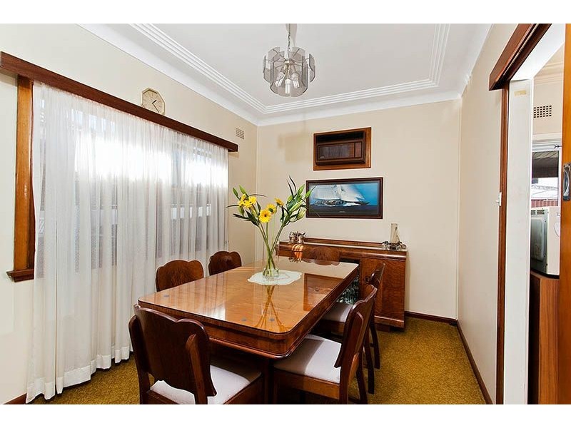 10 Colson Crescent, Monterey NSW 2217