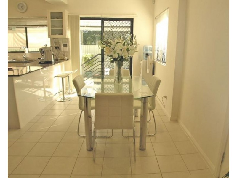 4/15 Larkhill Avenue, Riverwood NSW 2210