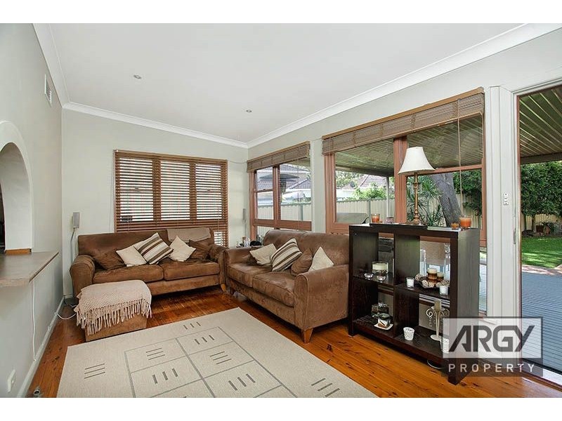 66 Belmore Road, Peakhurst NSW 2210