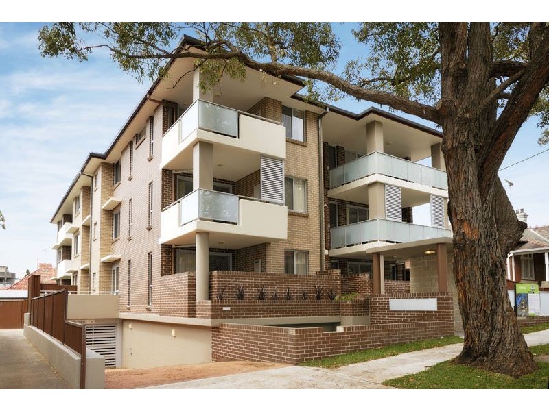 6/8-10 Bembridge Street, Carlton NSW 2218