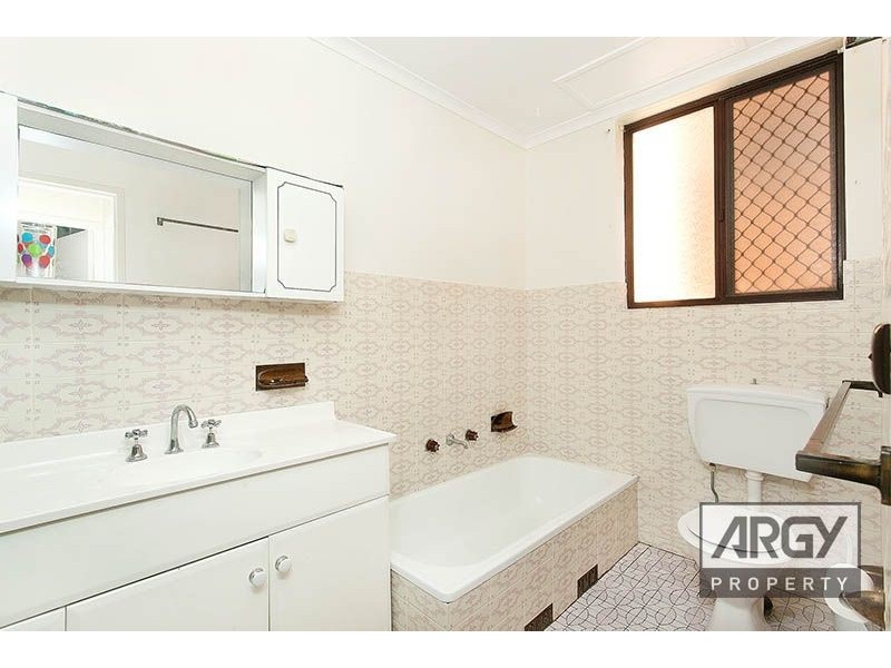 1/2-4 Carnarvon Street, Carlton NSW 2218