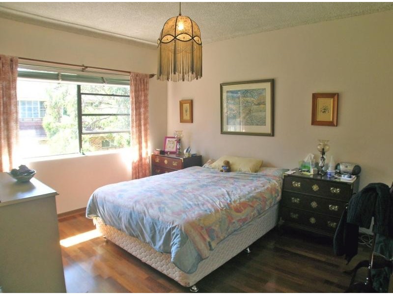 24 Jubilee Avenue, Carlton NSW 2218