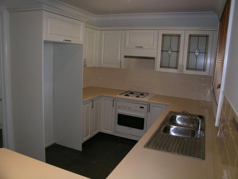 16 Sunbury Street, Sutherland NSW 2232