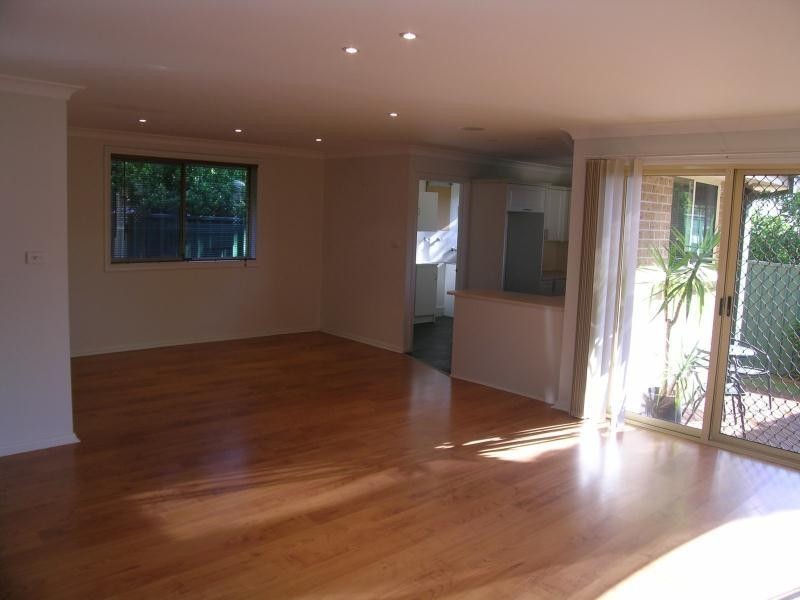 16 Sunbury Street, Sutherland NSW 2232